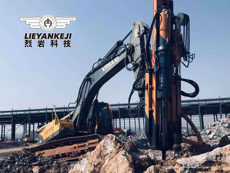 巖石靜態(tài)爆破開采設(shè)備 巖石靜態(tài)爆破開采設(shè)備